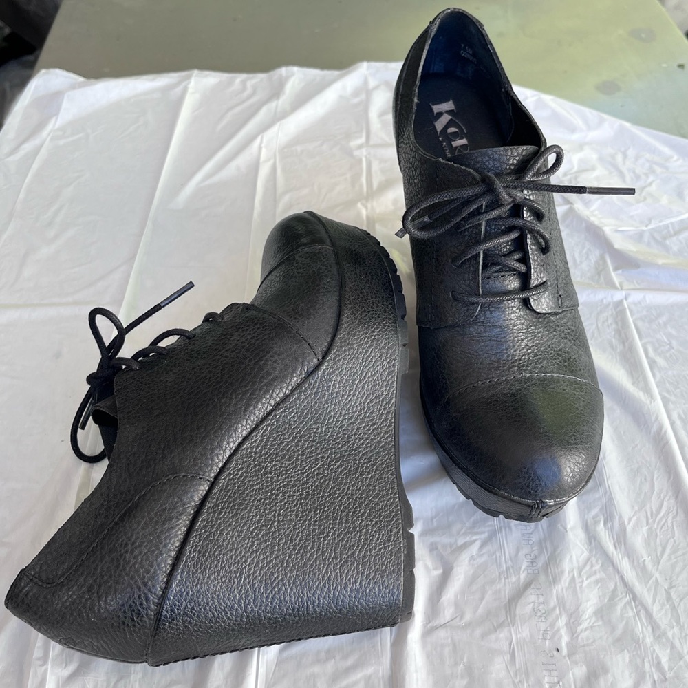 New without tag. Black Wedge Lace-Up Platform Shoes - Picture 8 of 8